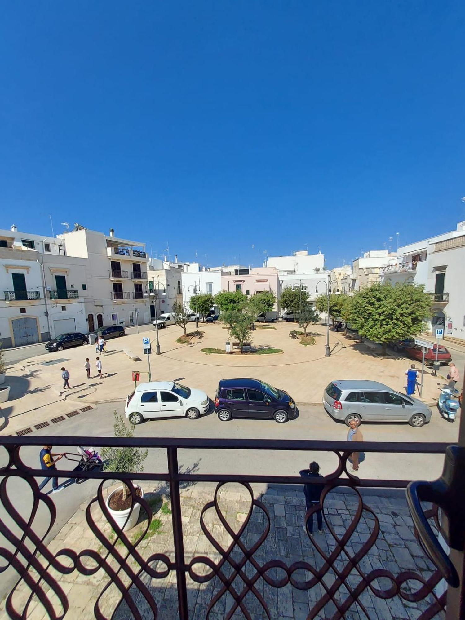 Dimora Trinity - Central Rooms Polignano a Mare Exterior photo